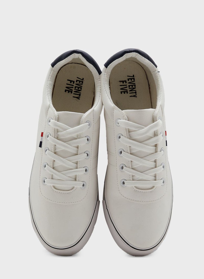 Casual Sneakers