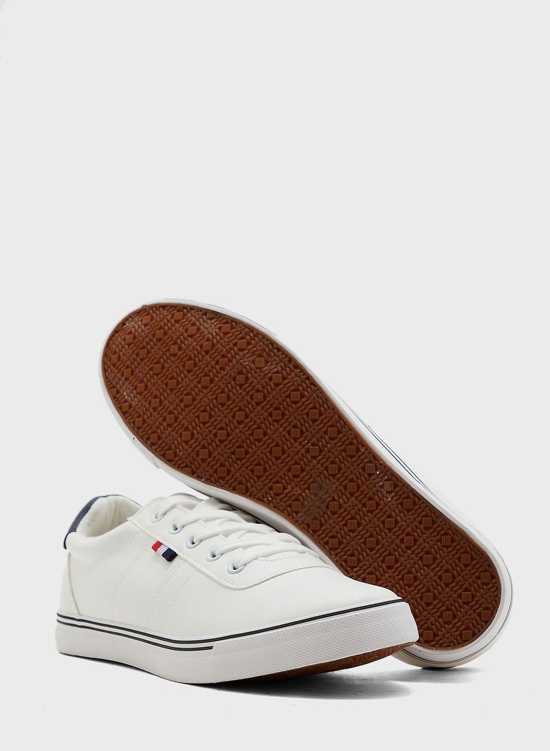 Casual Sneakers