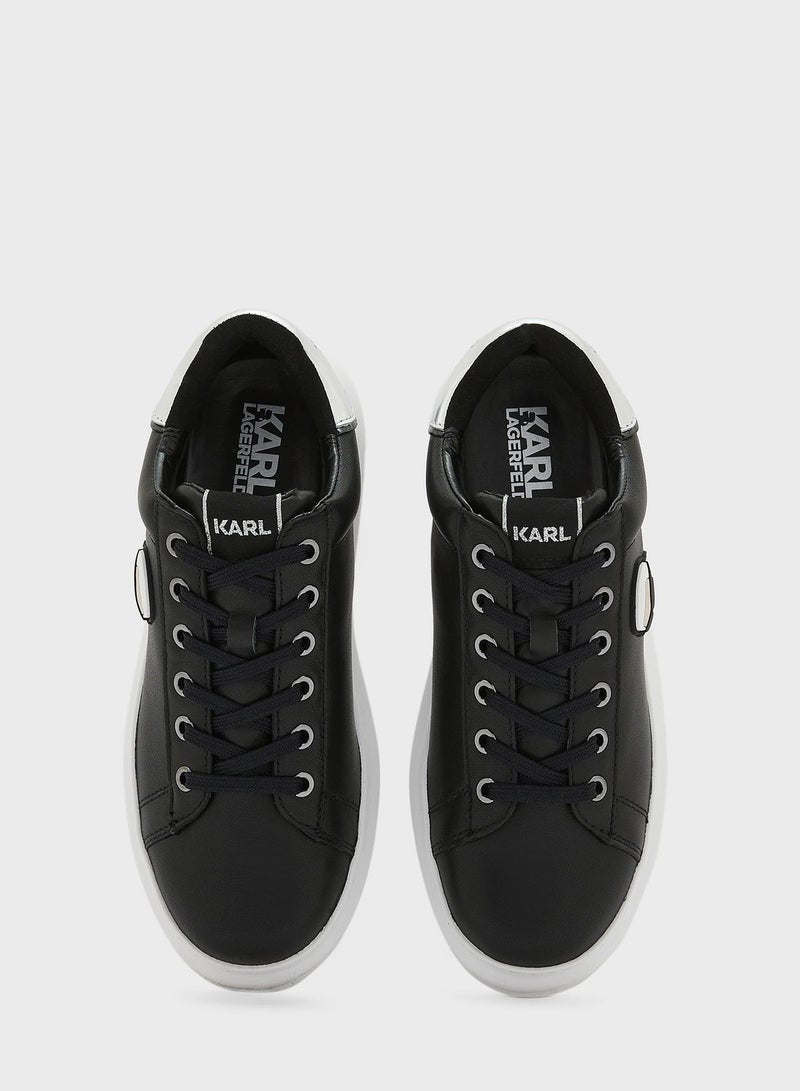 Kapri Low-Top Sneakers