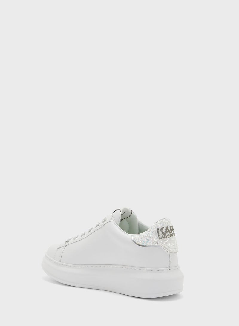 Kapri Low-Top Sneakers