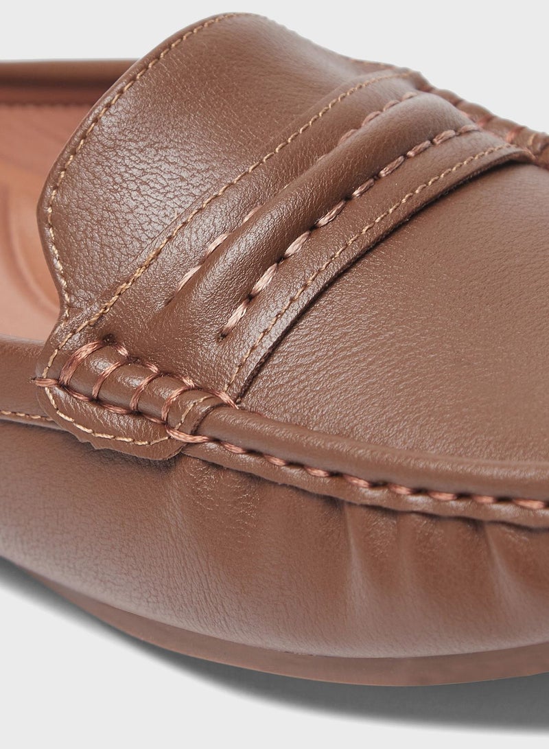 Essential Flat Moccasins