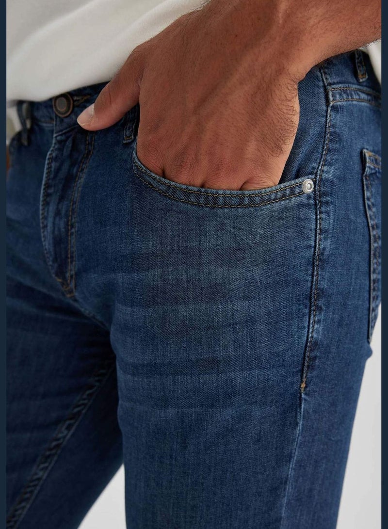 Man Slim Fit Denim Trousers