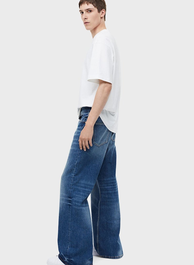 Mid Wash Bootcut Loose Jeans