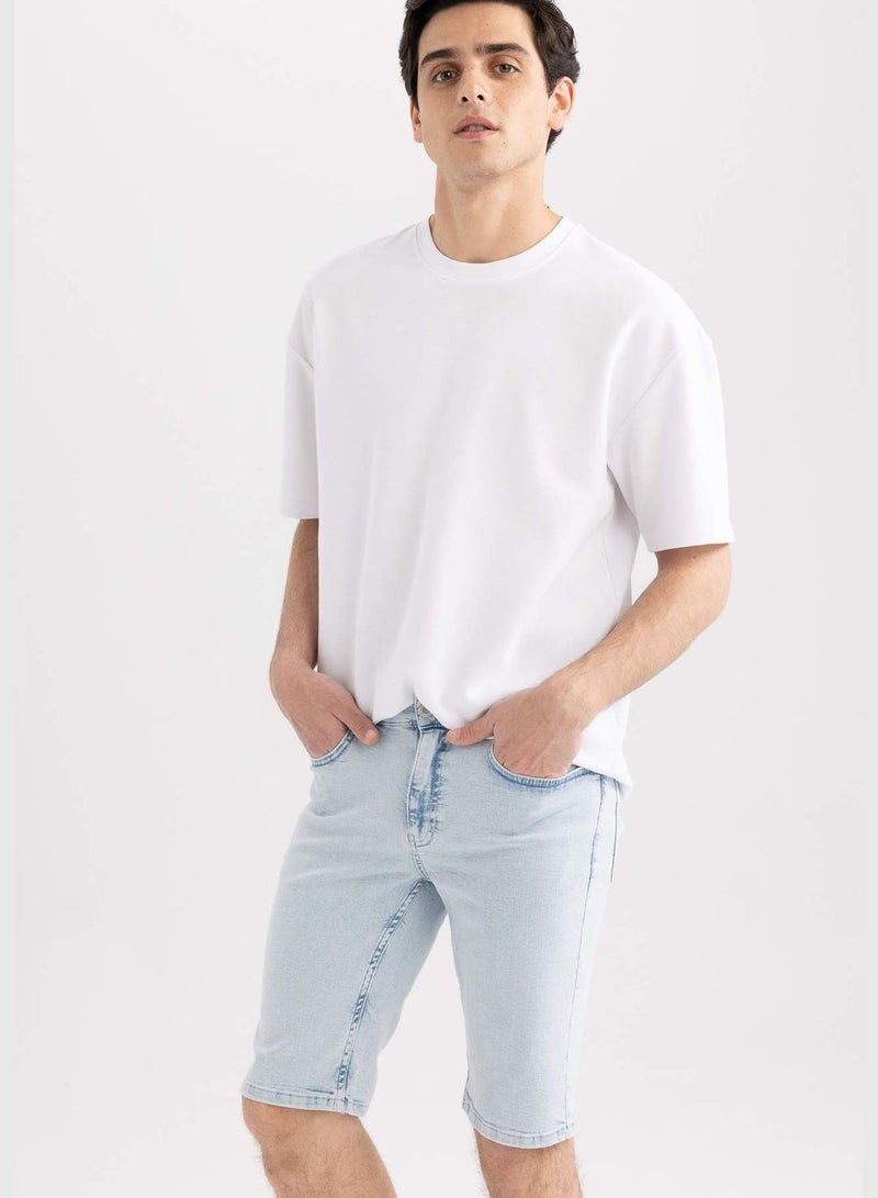 Man Skinny Fit Denim Bermuda