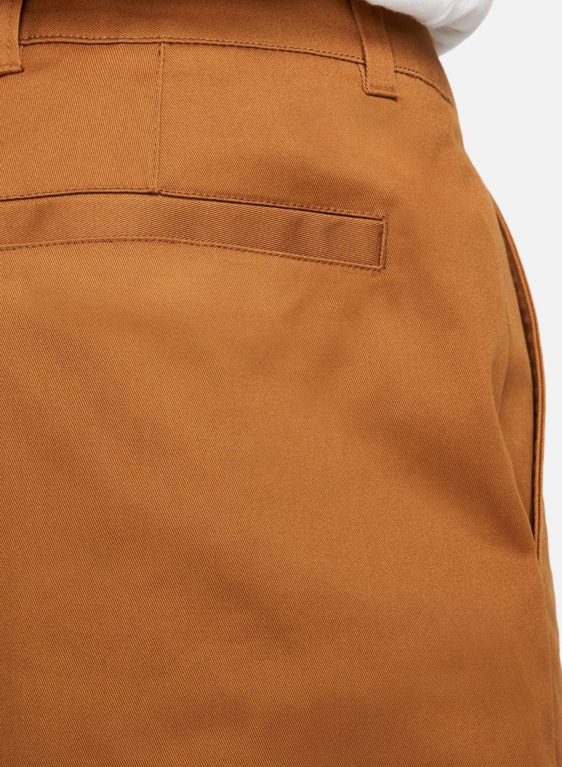 Essential Chino Pants