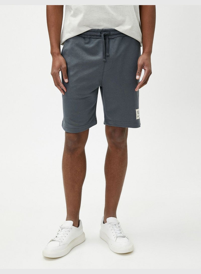 Drawstring Shorts Tag Printed Pocket Detailed