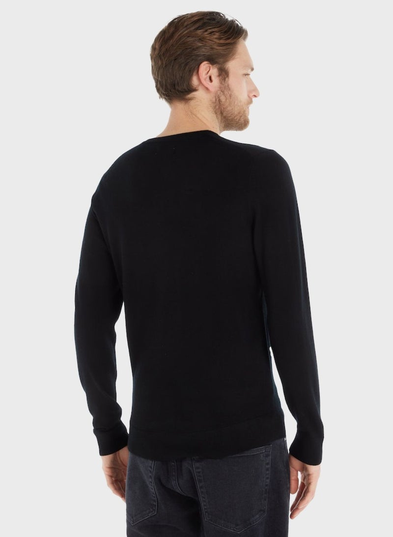 Essential Crew Neck Sweater