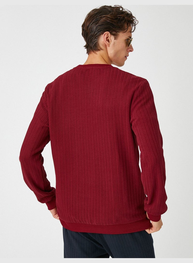 Basic Tissued Sweater Crew Neck