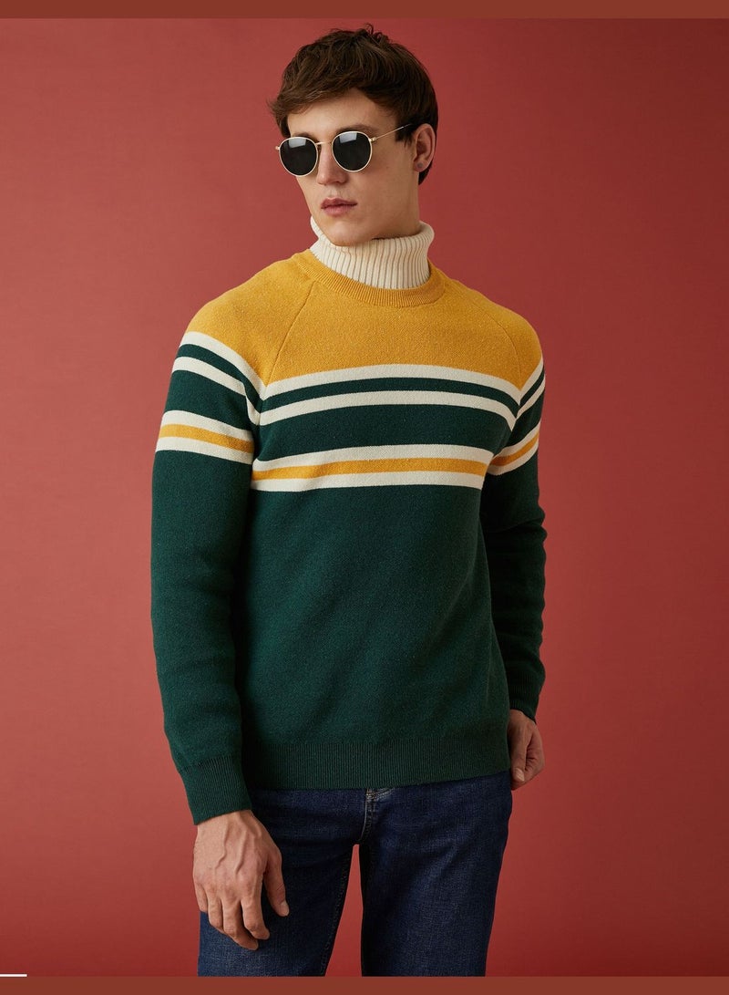 Multicolor Sweater Crew Neck