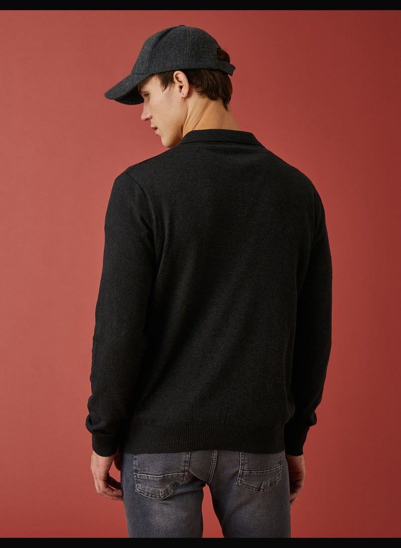 Polo Neck Sweater Zipper Detailed