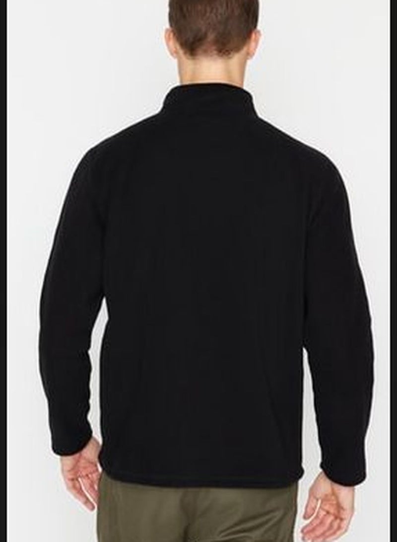 Black Men's Regular/Regular Cut Standing Collar Zippered Fleece Warm Thick Sweatshirt.