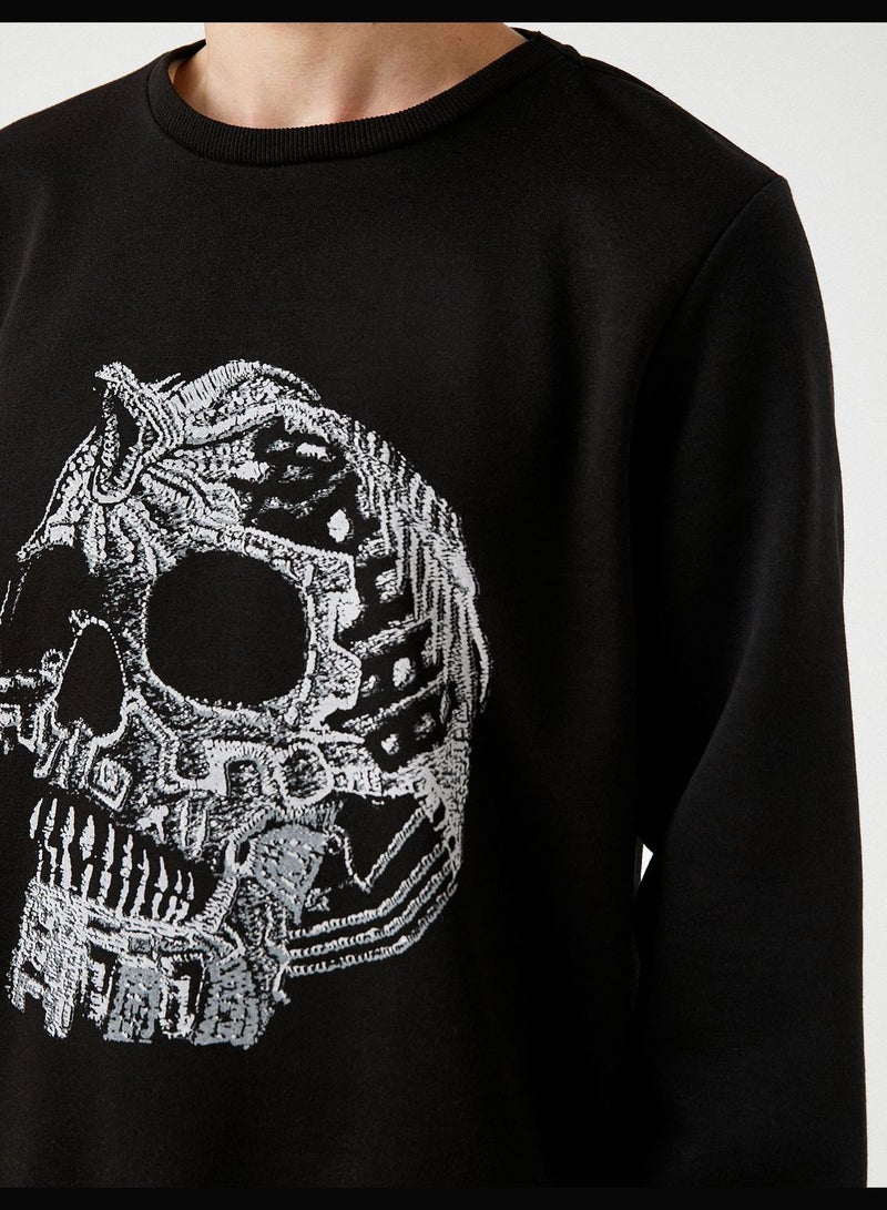 Skull Printed Sweatshirt