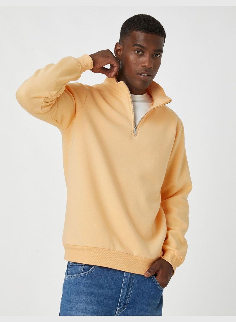 High Neck Sweatshirt Zipper Detailed