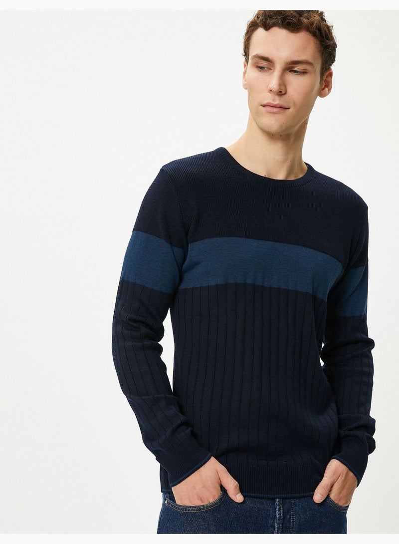 Slim Fit Textured Crew Neck Basic Knitwear Sweater