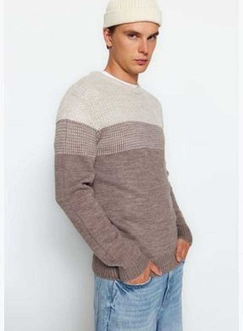 Beige Men's Slim Fit Crew Neck Blocky Sweater TMNAW21KZ0543