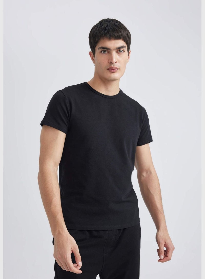 Man Short Sleeve Slim Fit Crew Neck Knitted Top