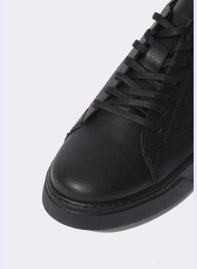 Man Casual Shoes