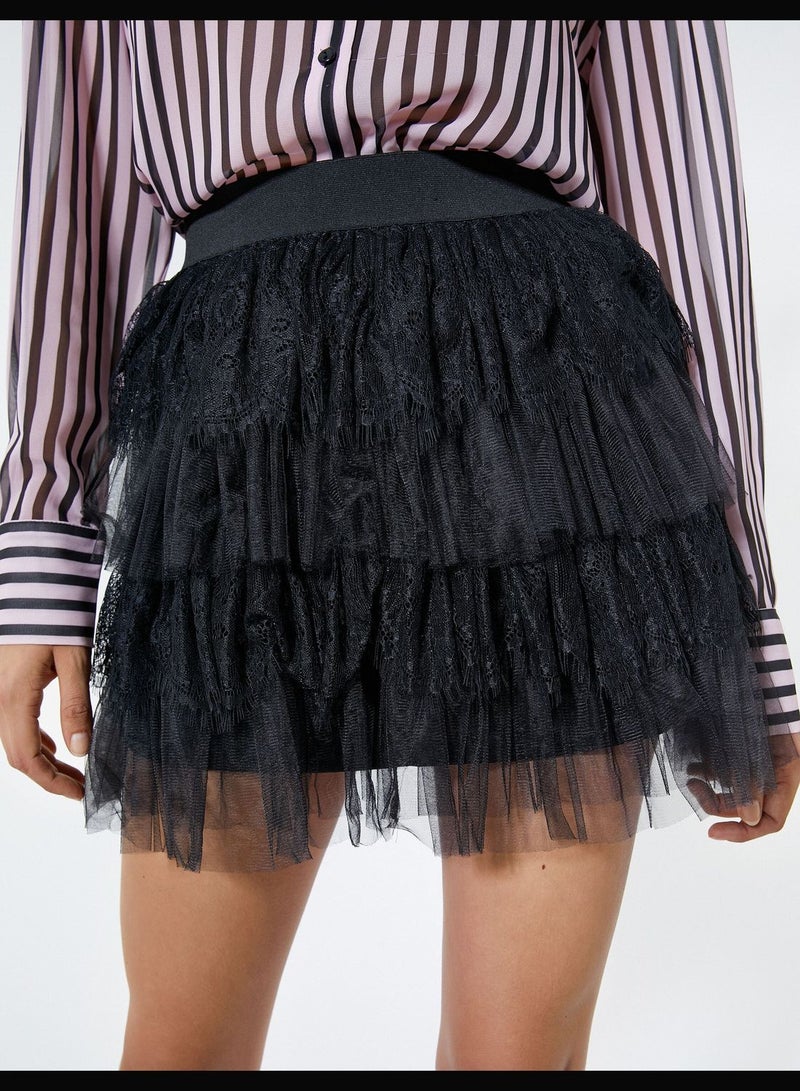 Elastic Waist Layered Lacy Mini Skirt