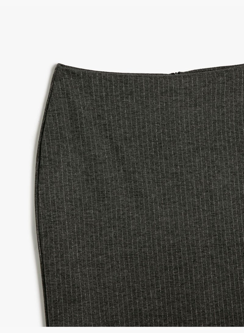 Medium Rise Slit Detail Midi Pencil Skirt