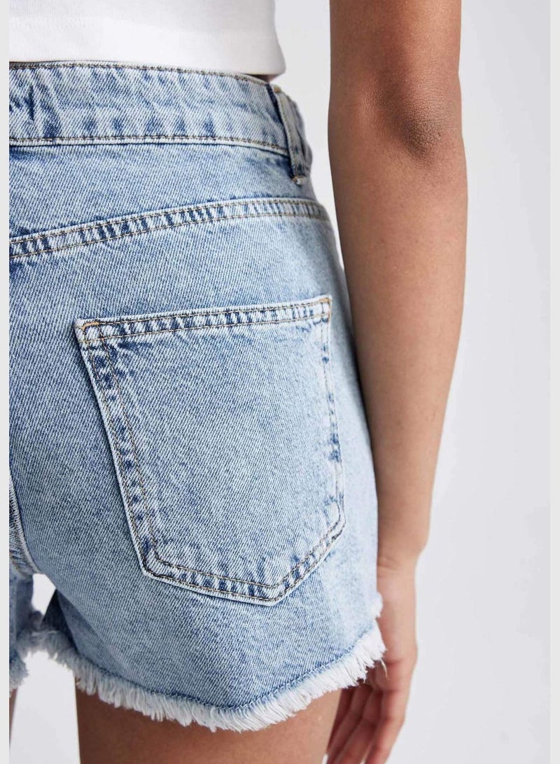 Woman Denim Short