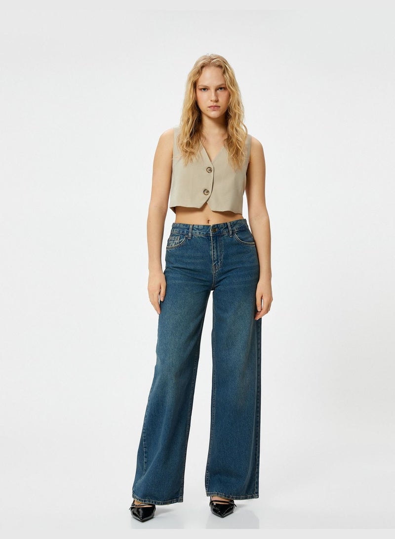 Loose Straight Fit Jean