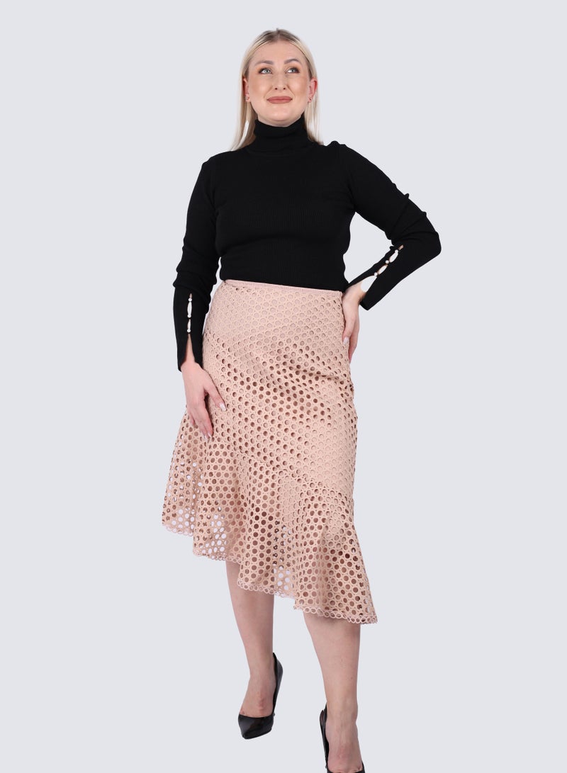 Women's Asymmetric Hem Broderie Skirt in Natural