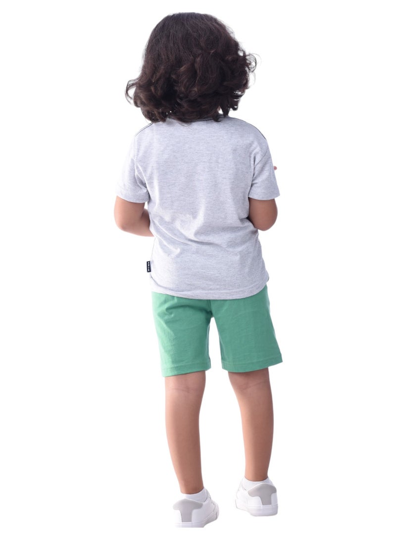 Kids Boys Set Comfortable 2-Piece T-Shirt & Shorts Set (2-8 Years)- Grey & Green
