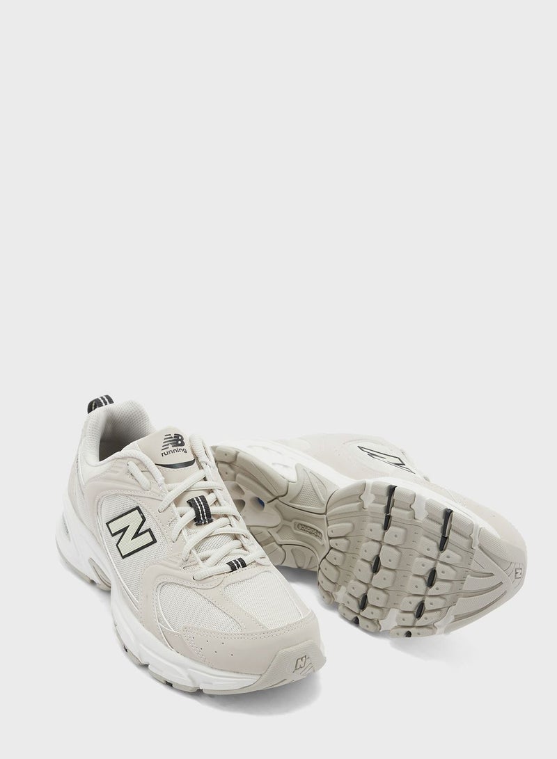 530 Sneakers Running Course