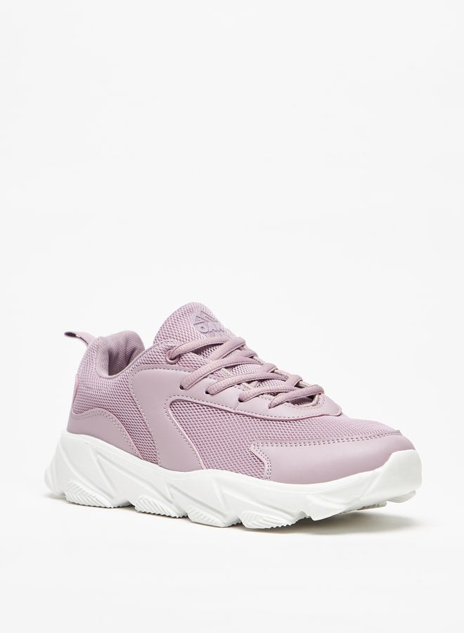 Women's Textured Sports Shoes With Lace-Up Closure