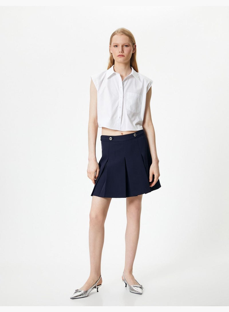 Buttoned Short Sleeve Crop Shirt