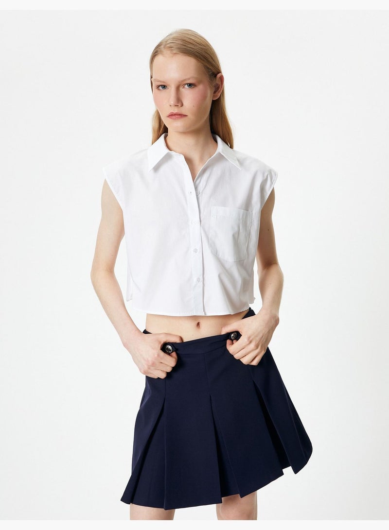 Buttoned Short Sleeve Crop Shirt