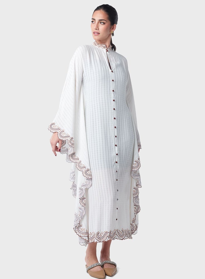 Contrast Embroidered Kaftan