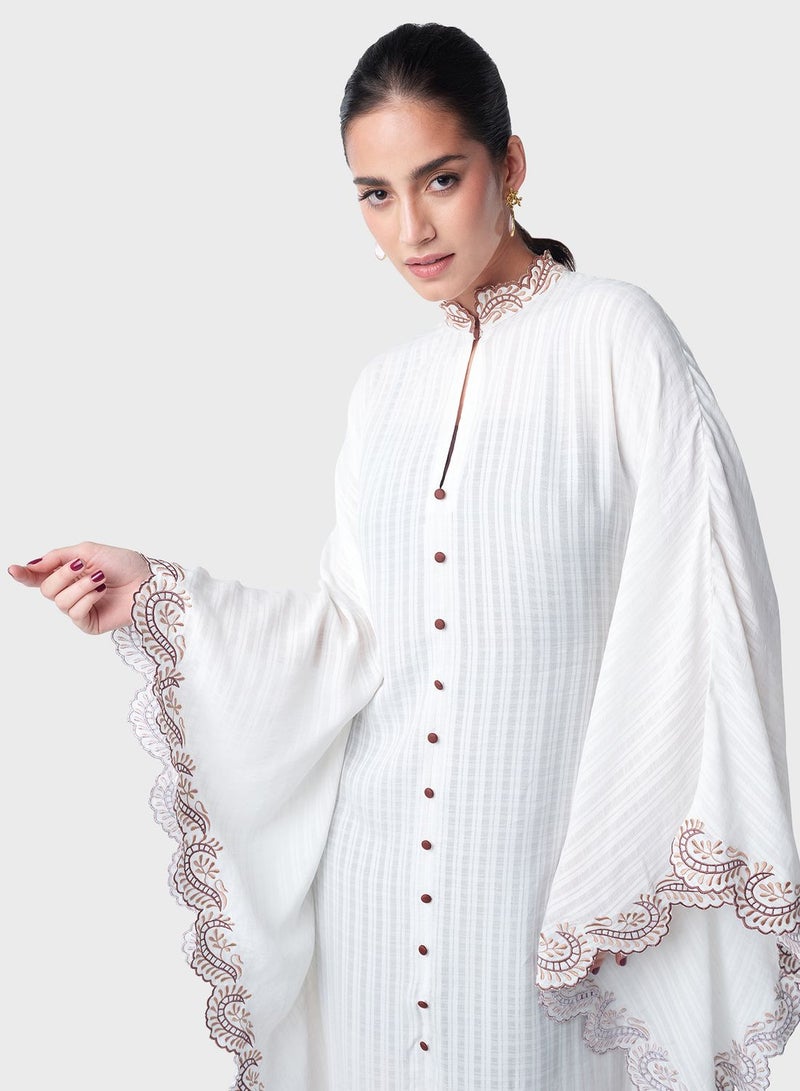 Contrast Embroidered Kaftan