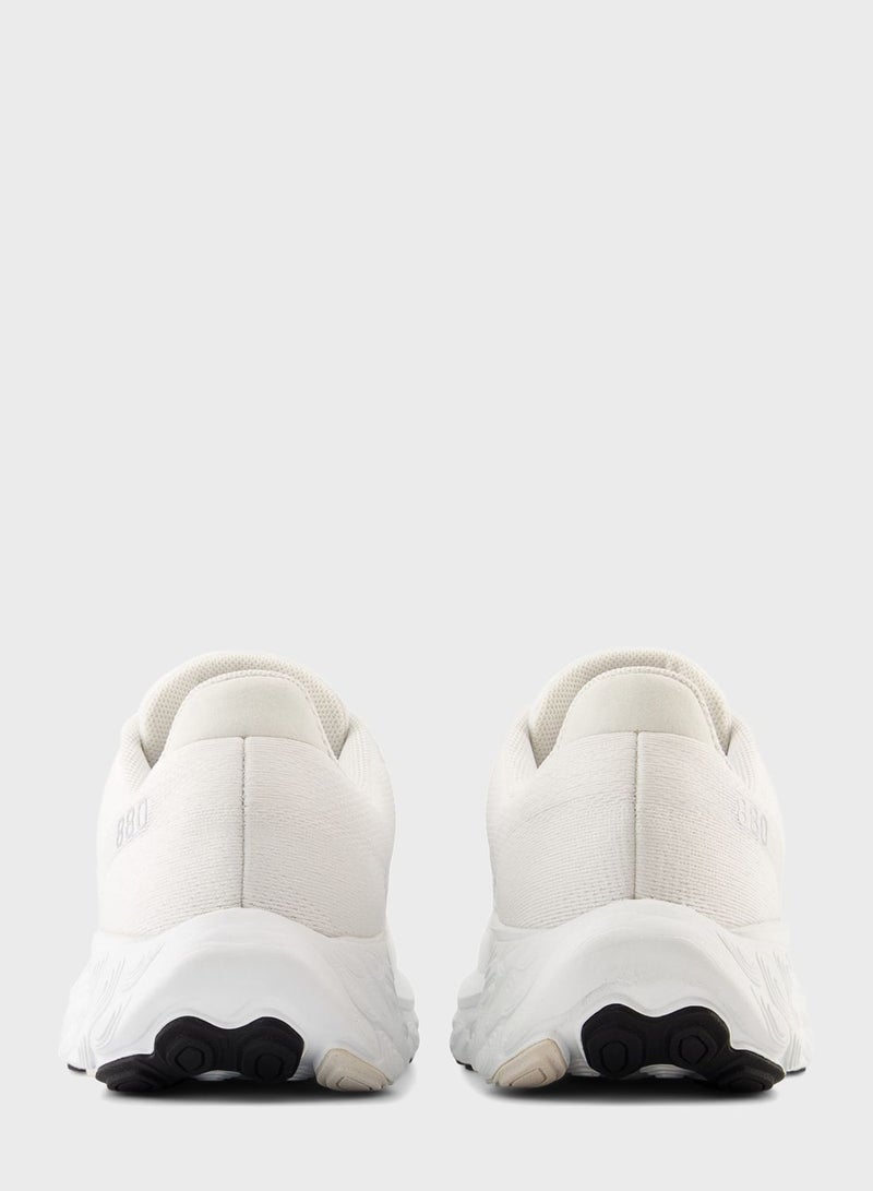 880 Running Shoes
