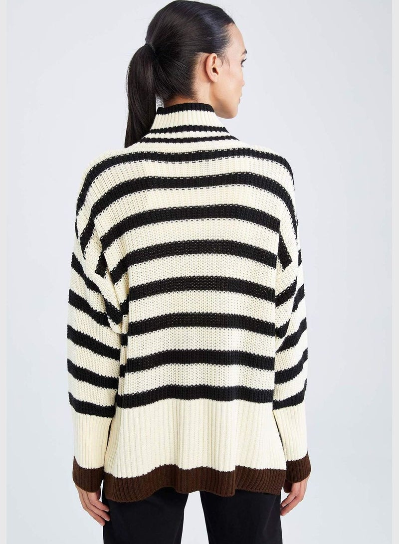 Woman Oversize Fit Turtle Neck Long Sleeve Tricot Pullover
