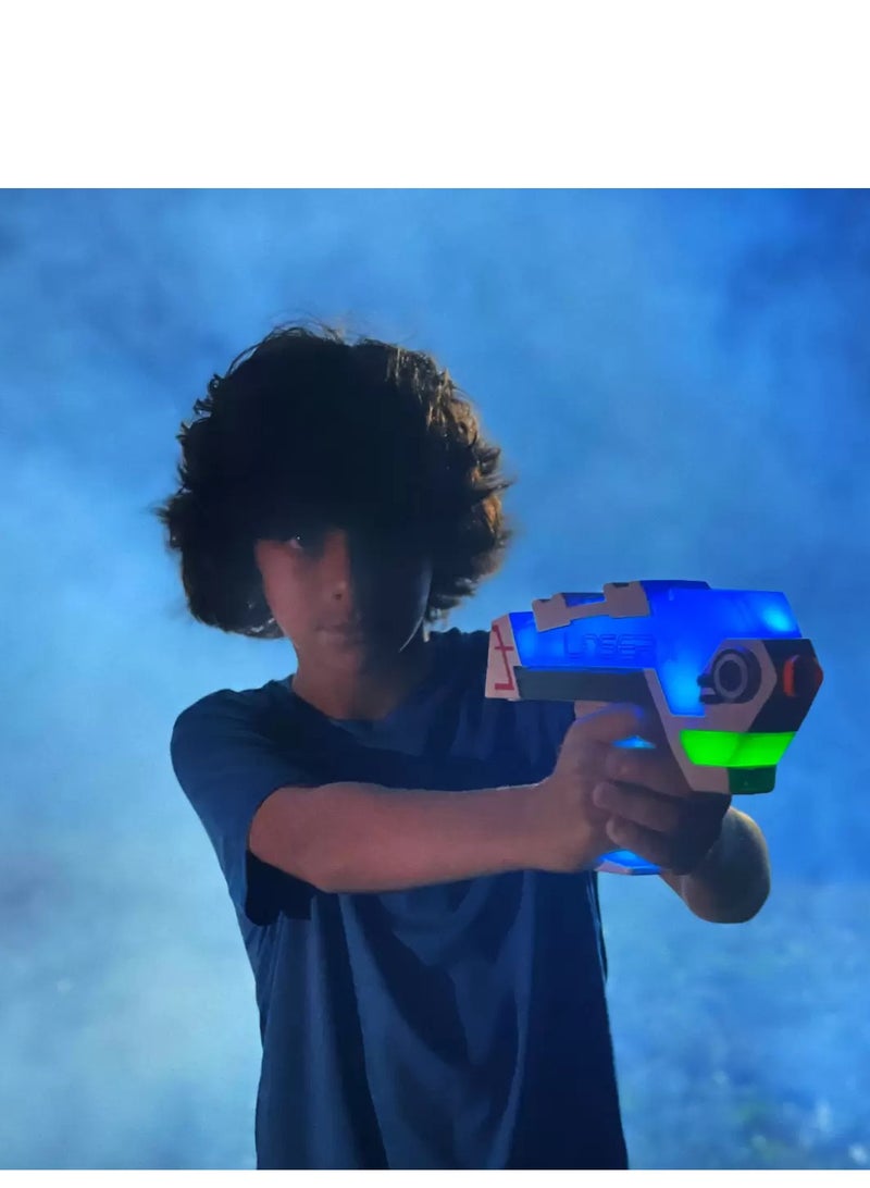 ULTRA 4 Player Blaster Laser Toy Game | range 300 ft / 90m | Batteries Included