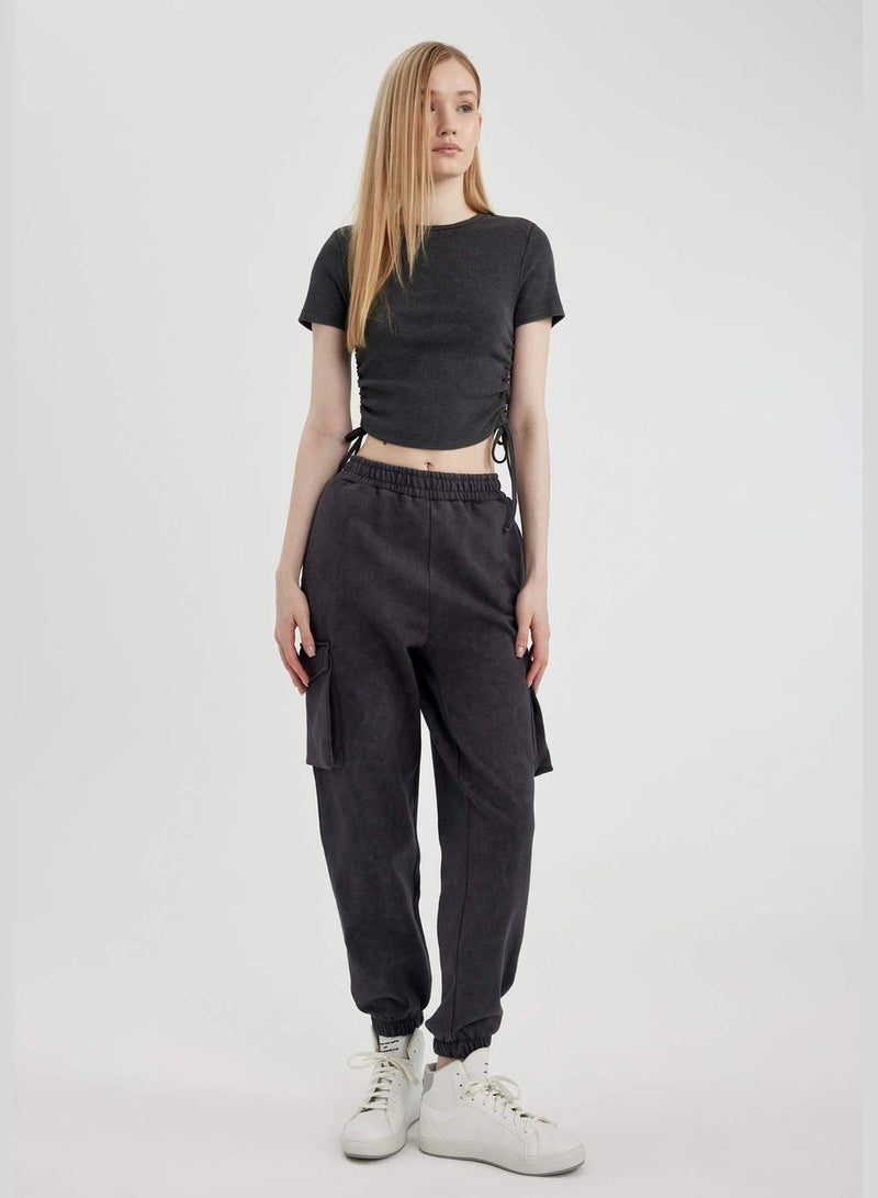 Woman Jogger Fit Knitted Trousers