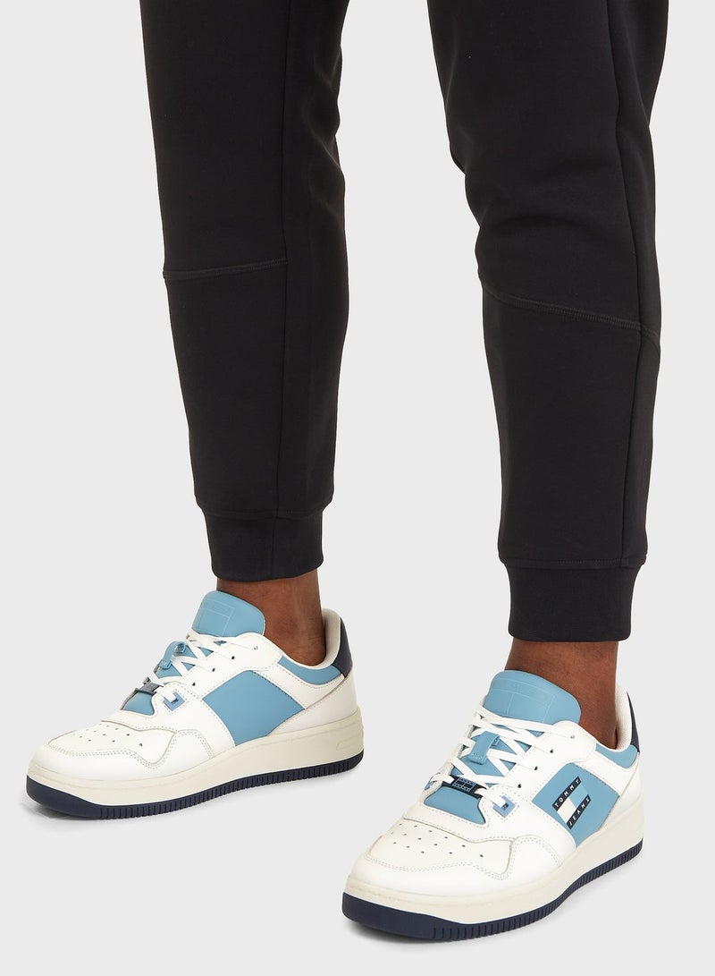 Casual Low Top Sneakers