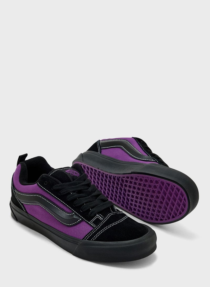 Knu Skool Sneakers