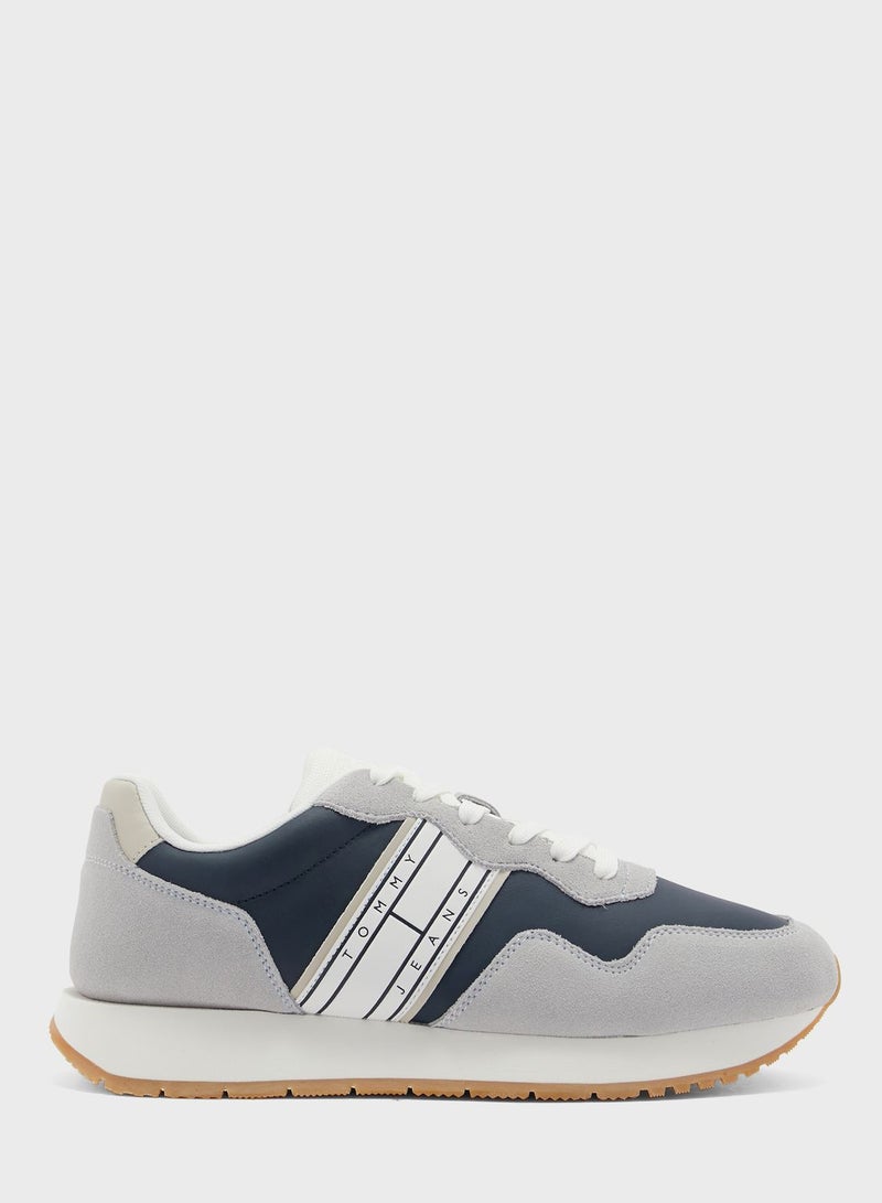 Casual Runner Low Top Sneakers