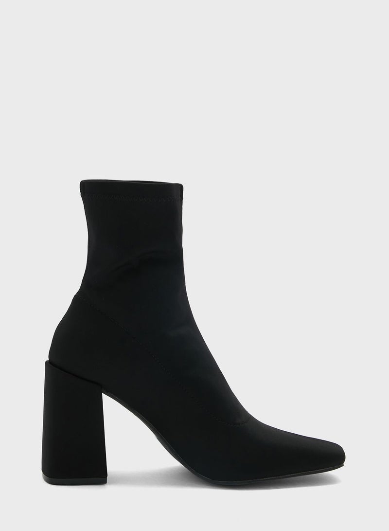Delani Ankle Boot