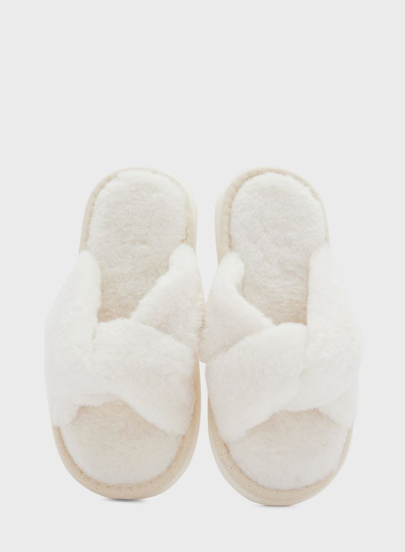 Crossover Fluffy Bedroom Slipper