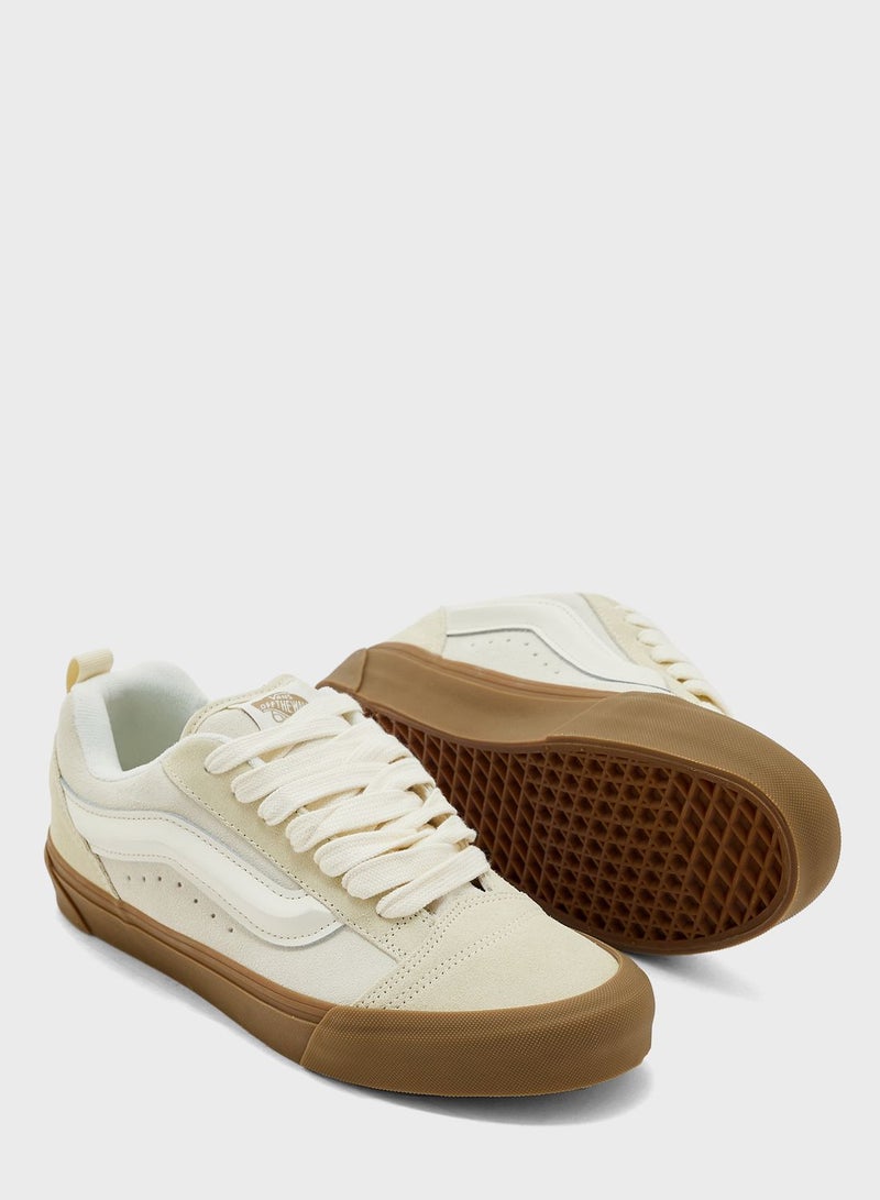 Knu Skool Sneakers