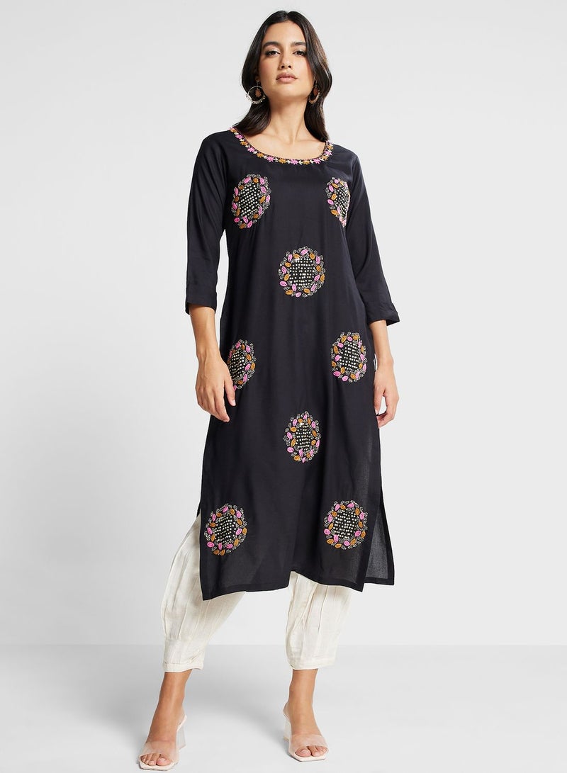 Embroidered Floral Kurti