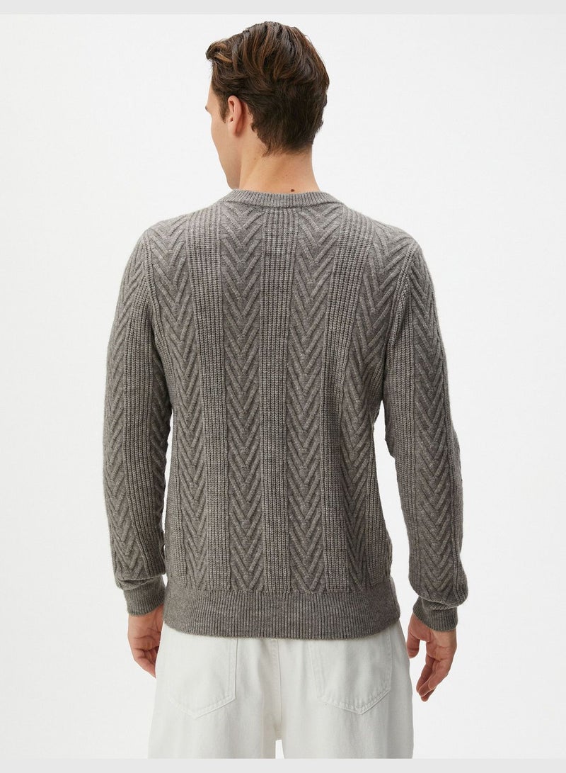 Textured Long Sleeve Crew Neck Knitwear Sweater