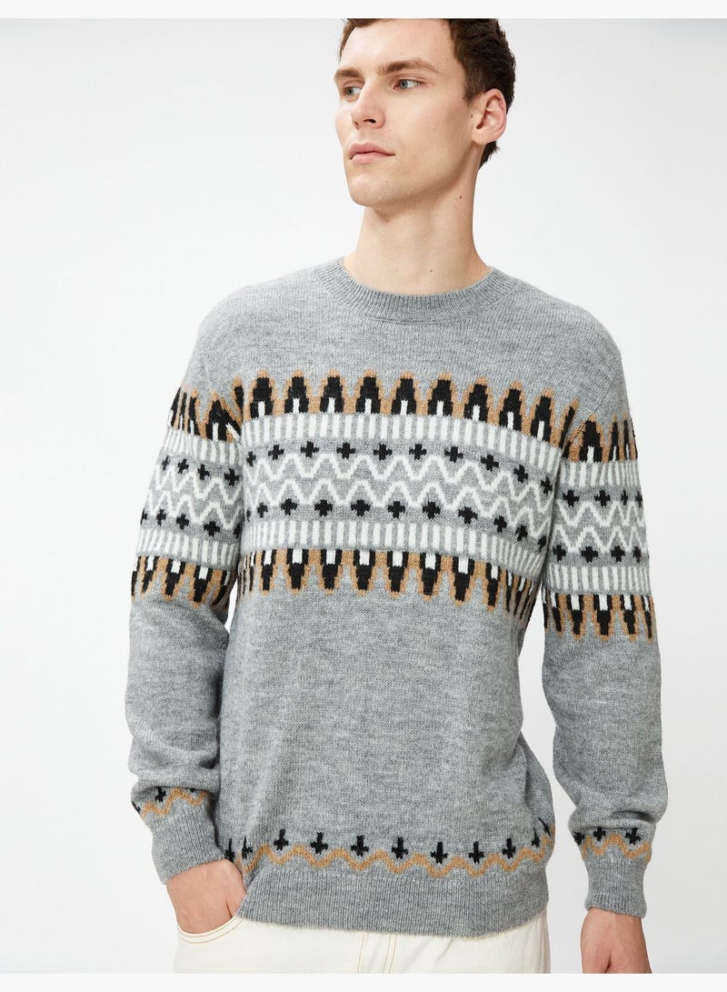 Ethnic Patterned Knitwear Crew Neck Sweater