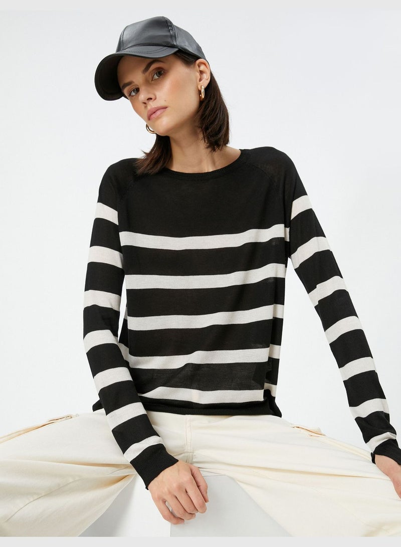 Long Sleeve Crew Neck Basic Knitted Sweater