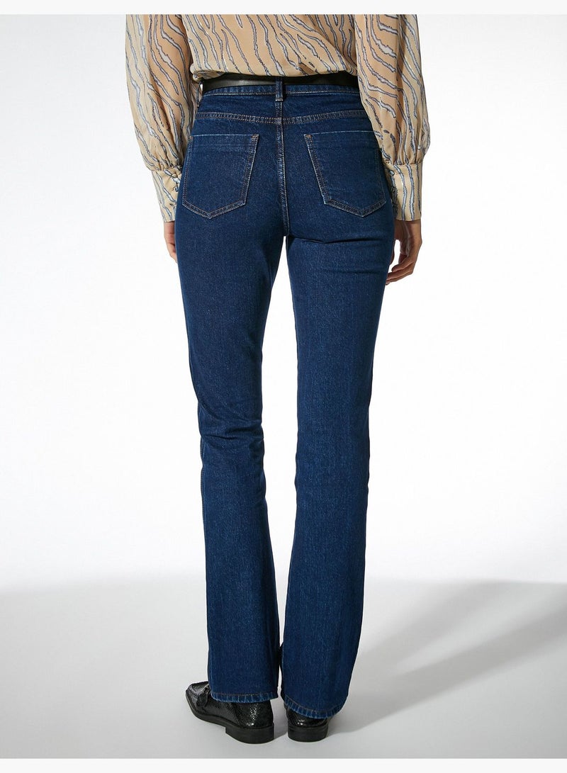 Slim Flare Jean