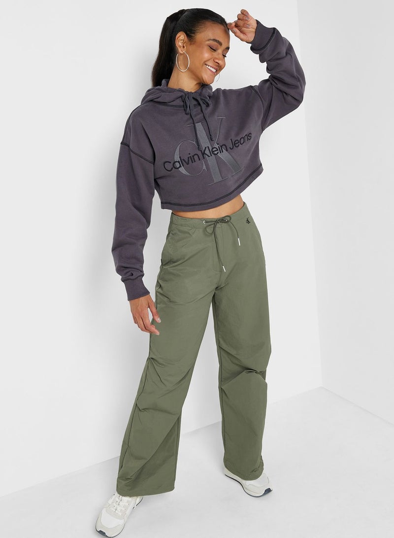 Pocket Detail Crop Hoodie