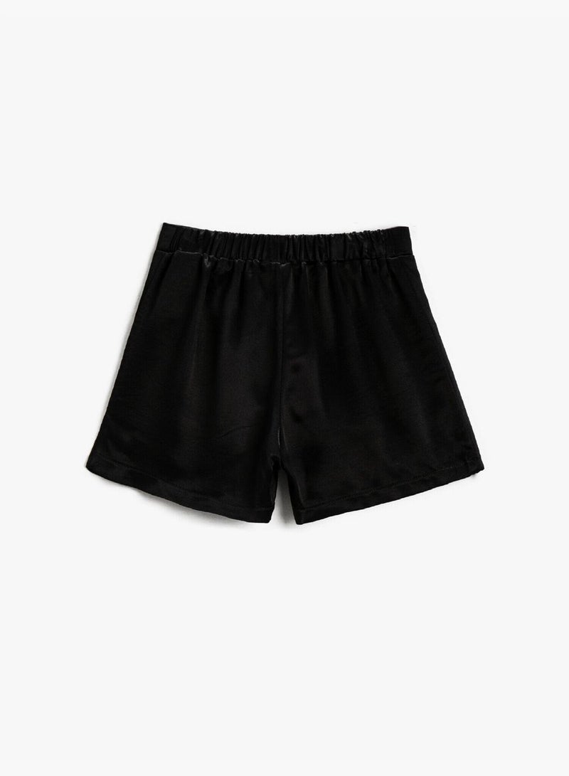 Skort Pocket Detail